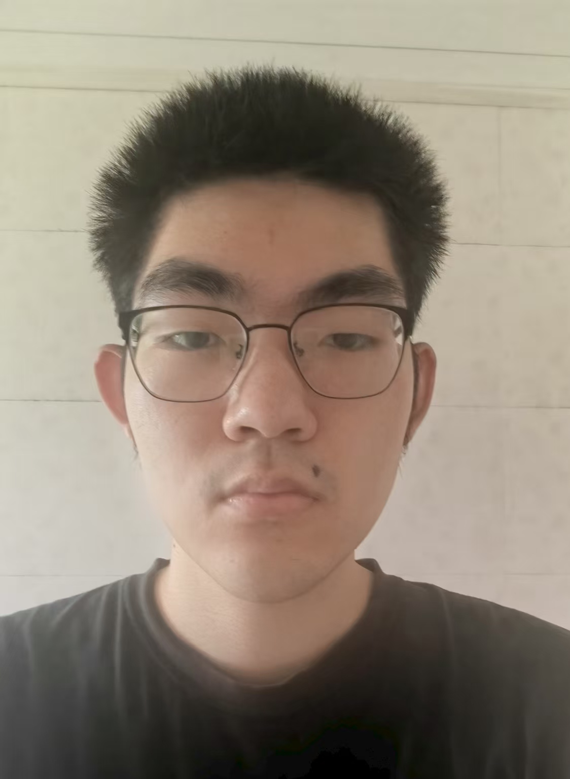 Yuhe Huang